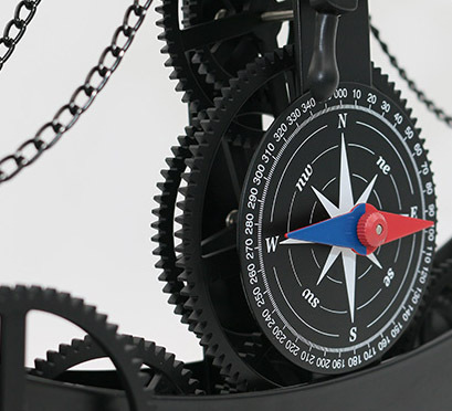 Шестерёнчатые часы с компасом "Якорь"